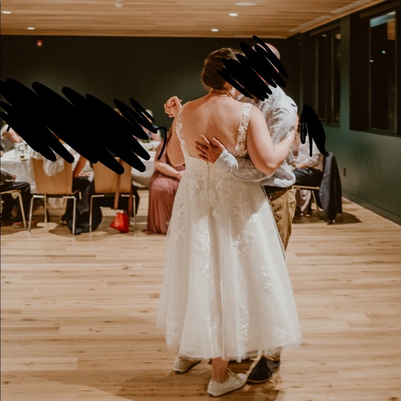 Maggie Sottero Meryl Lane Tea length wedding gown - Picture 2 of 12